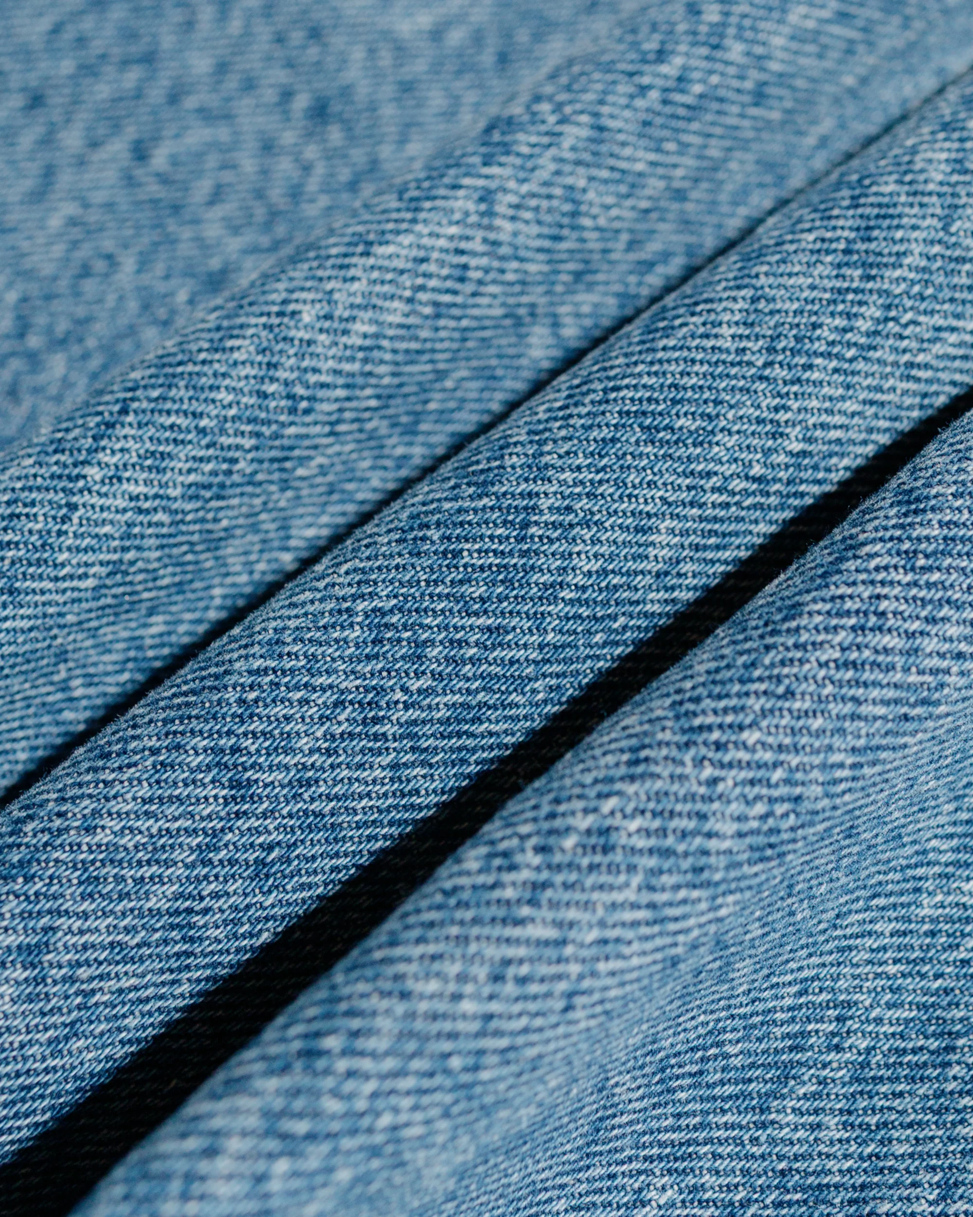 Amomento Men's Recycle Cotton Denim Mid Blue - Image 6