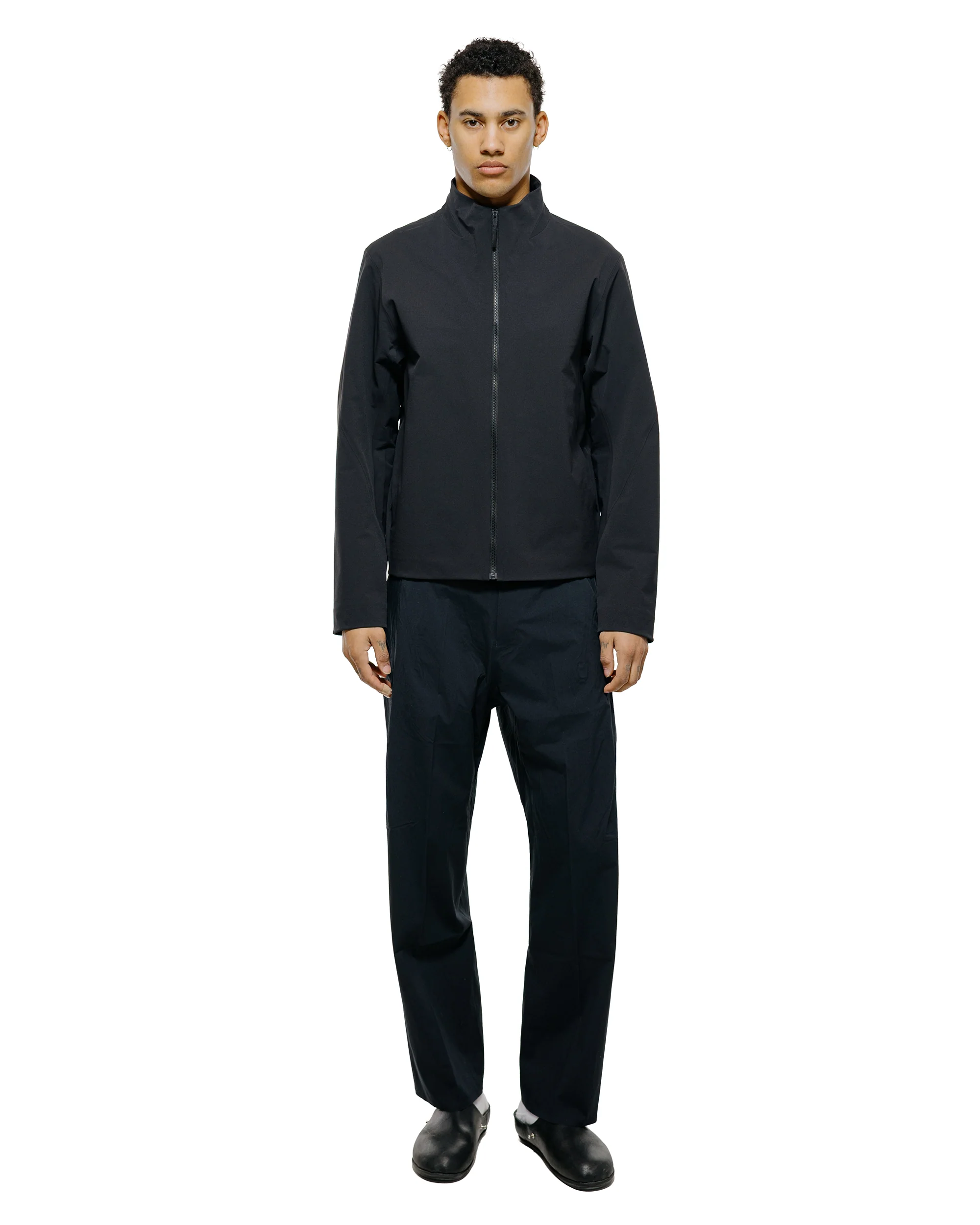 Arc'teryx Veilance Spere Cargo Pants Black - Image 5