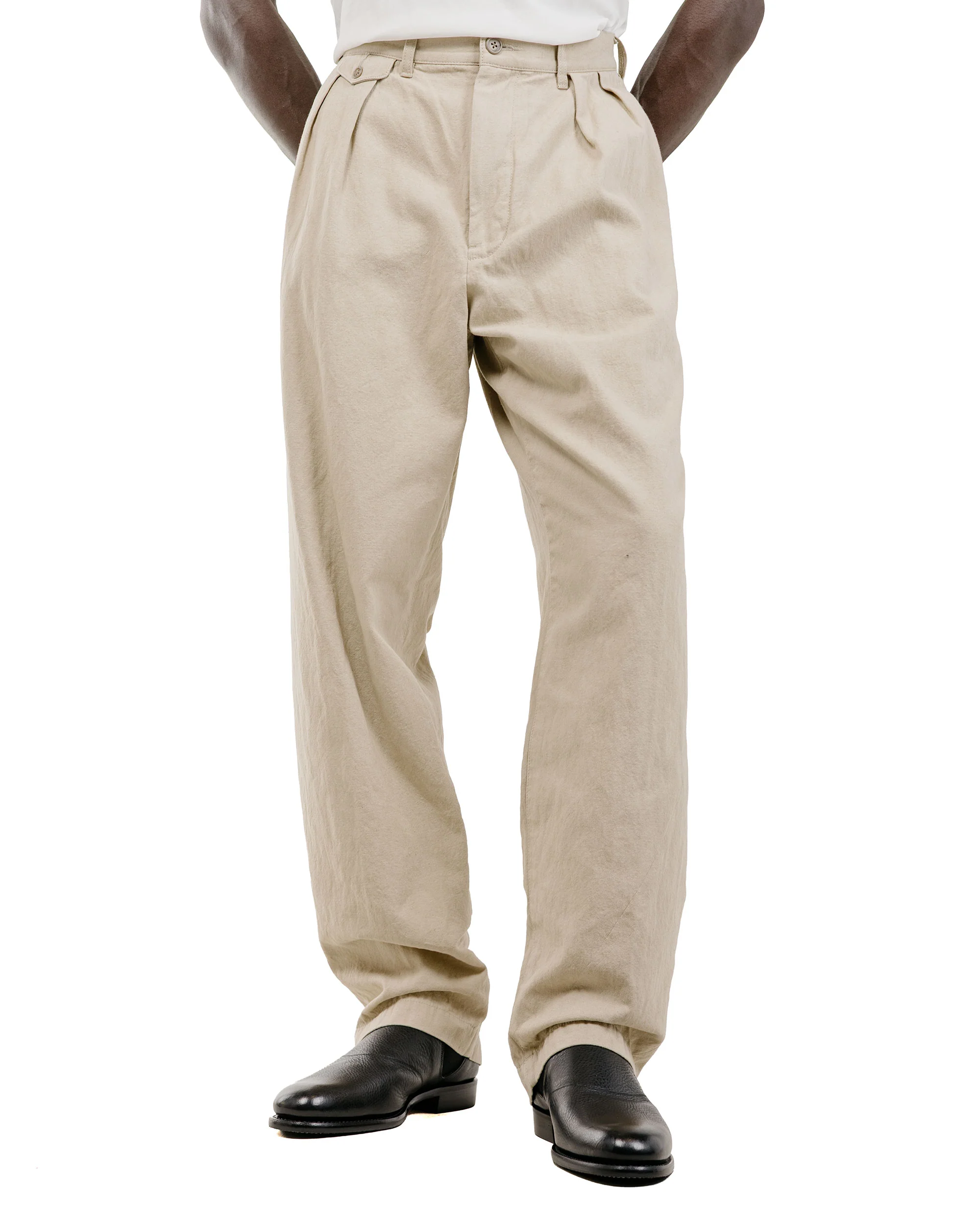 Beams Plus Lost & Found 2Pleats Trousers Cotton Linen Khaki - Image 2