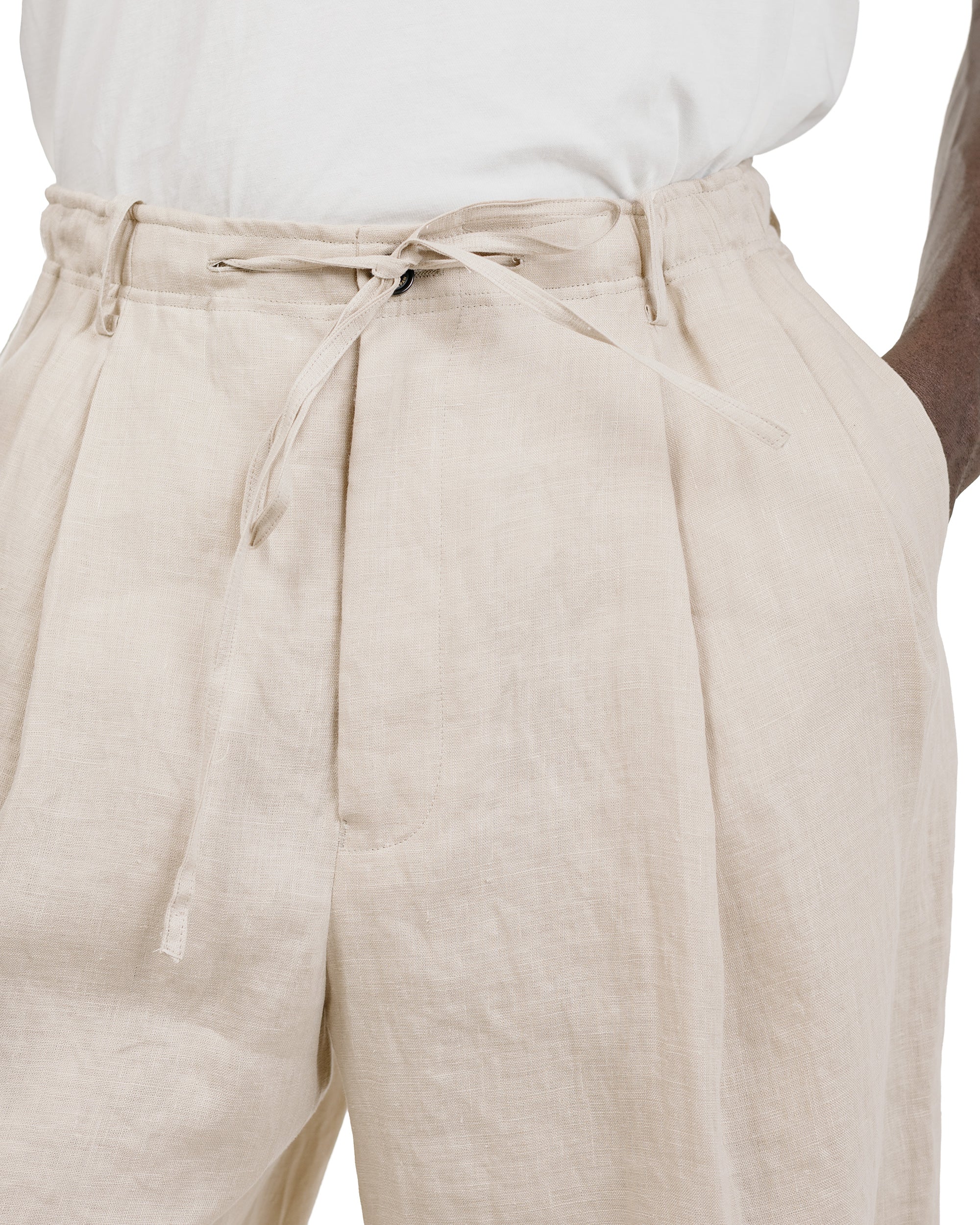 MARKAWARE Double Pleated Easy Trousers Hemp Shirting Taupe - Image 3