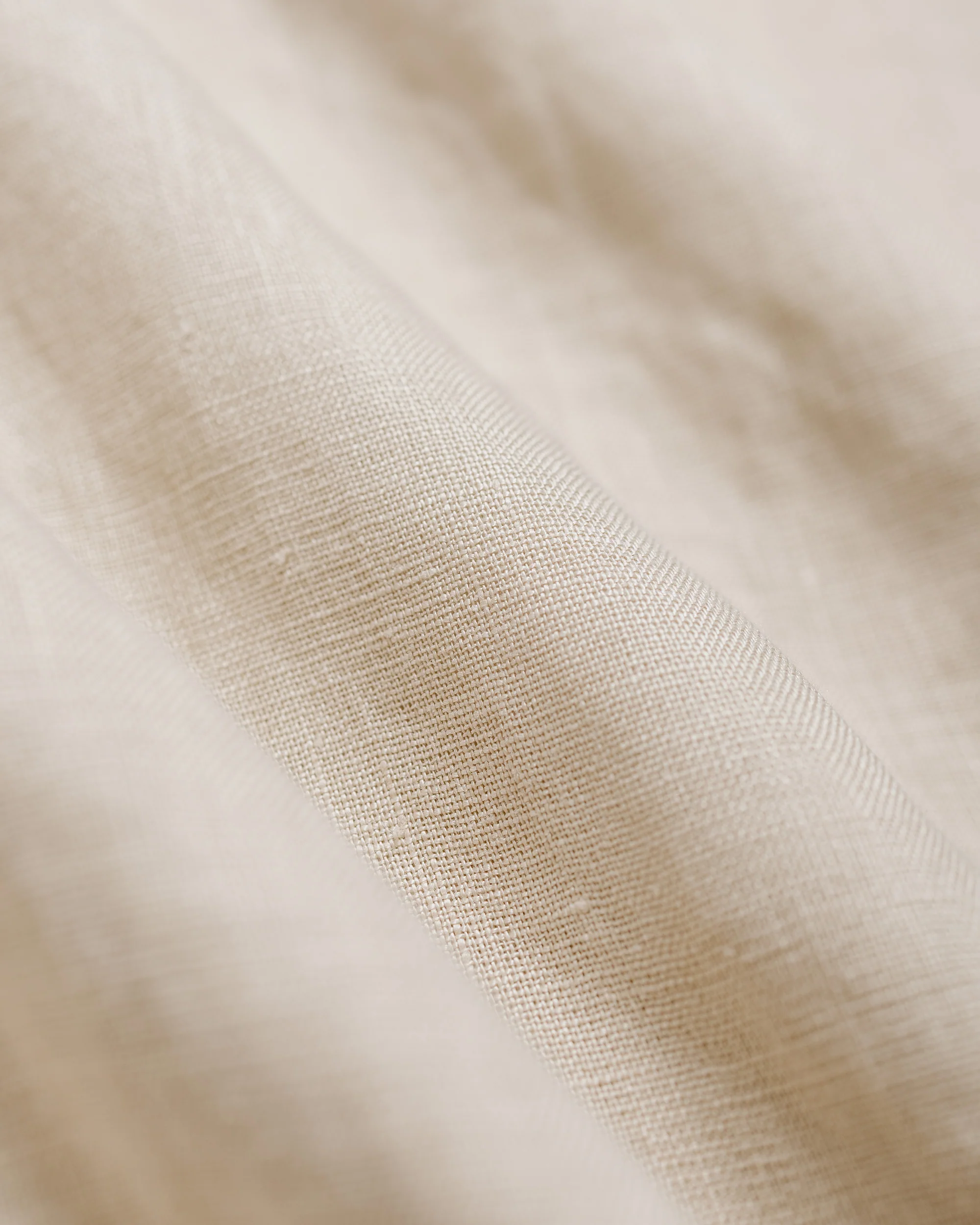 MARKAWARE Double Pleated Easy Trousers Hemp Shirting Taupe - Image 6
