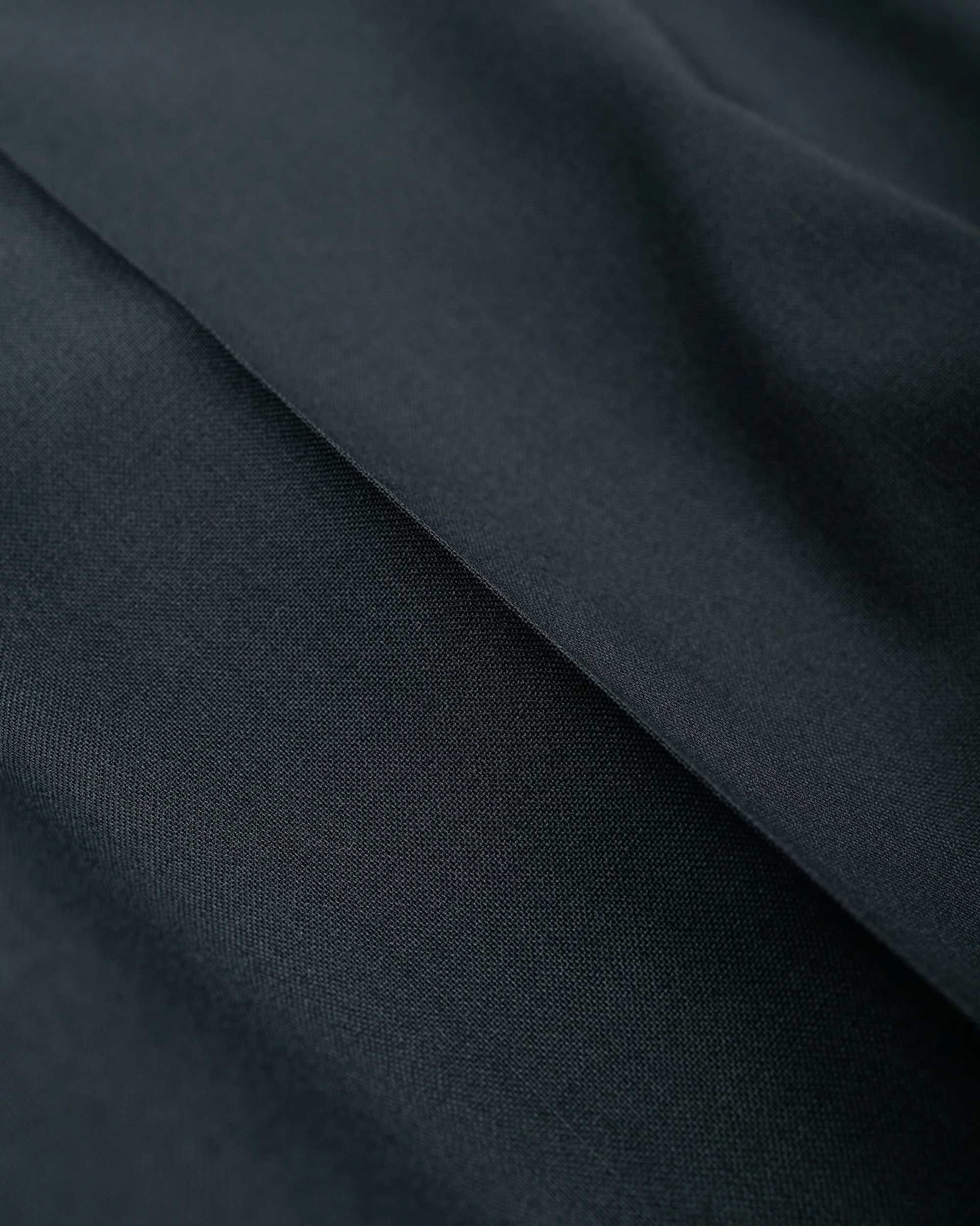 MARKAWARE Flat Tapered Easy Trousers Organic Wool 2/80 Tropical Charcoal - Image 4
