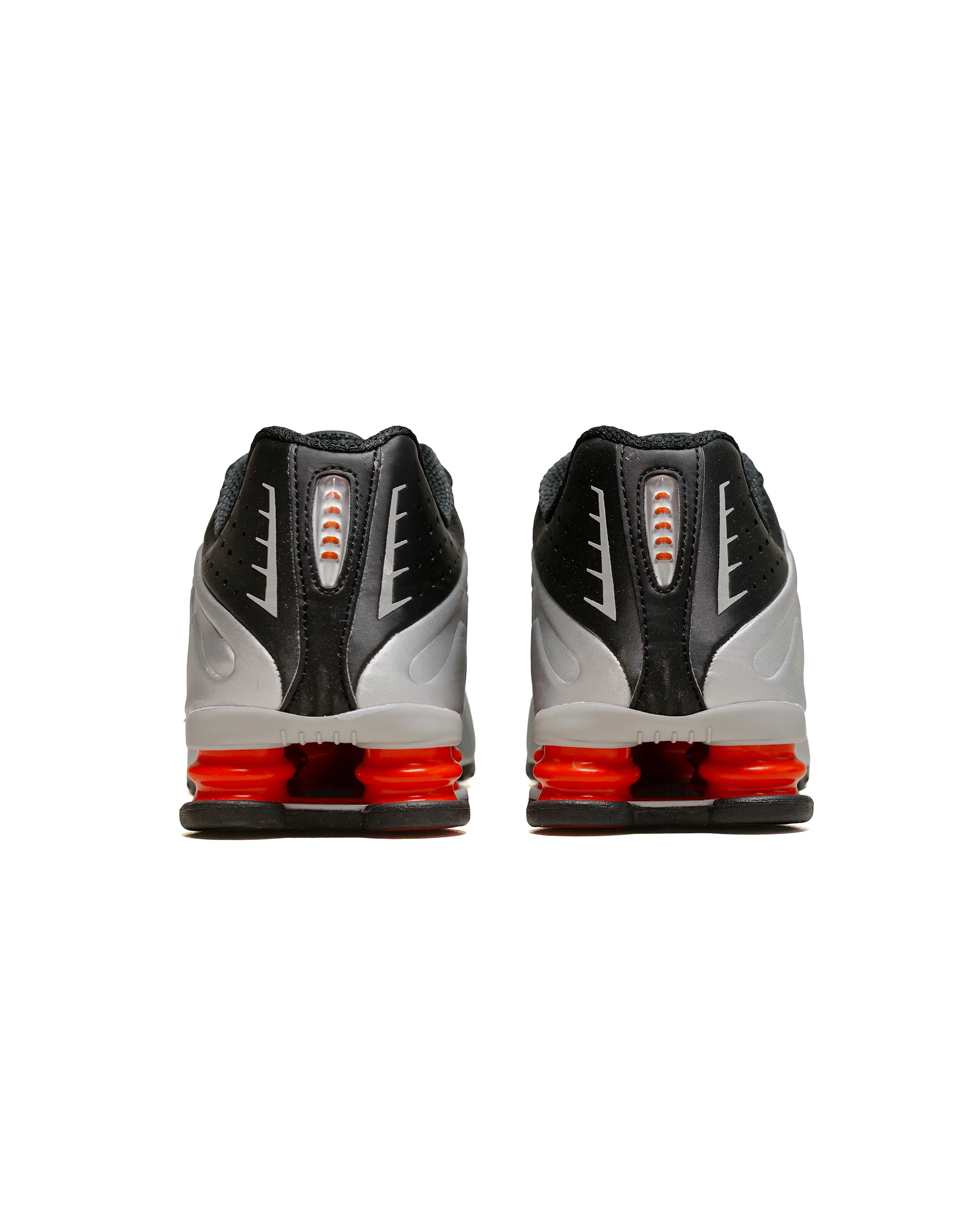 Nike Shox R4 Metallic Silver/Red - Image 4