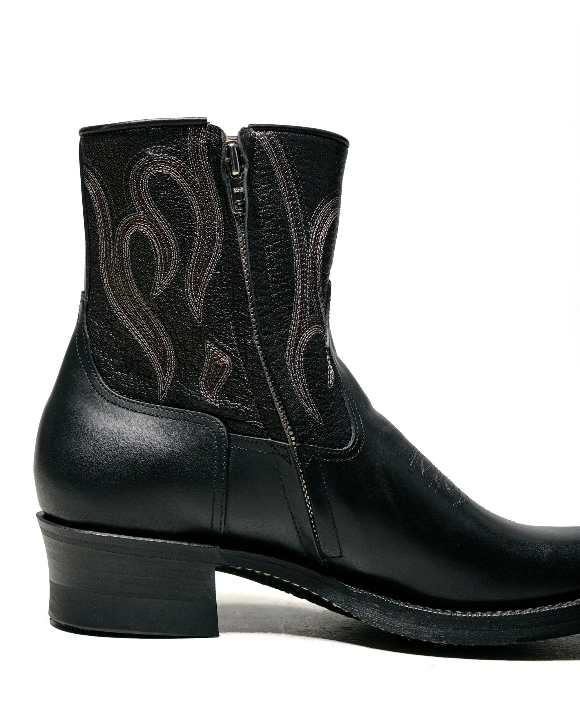 Rolling Dub Trio Loro Zip Black Flame Embroidery - Image 4
