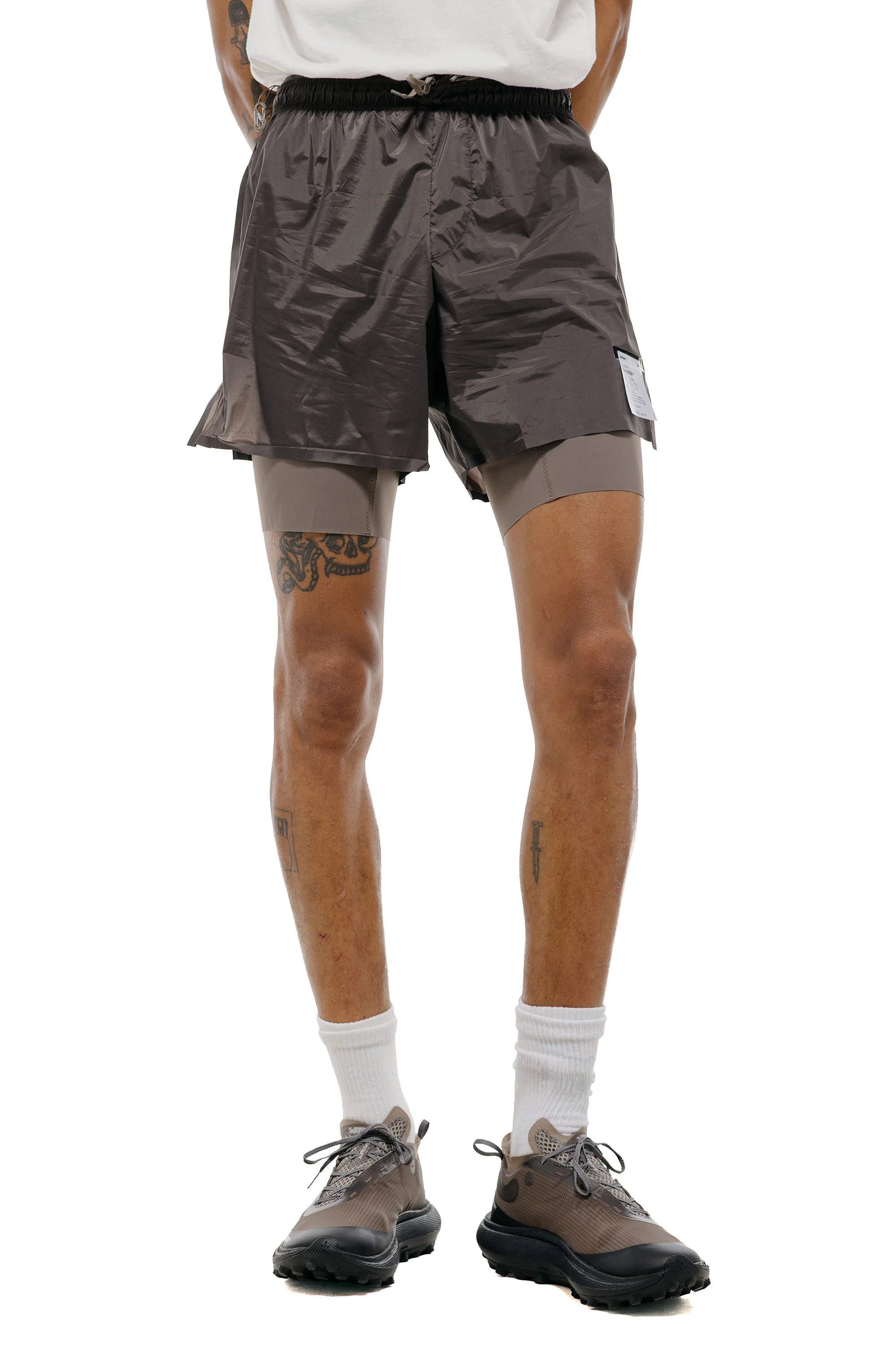 SATISFY TechSilk 8 Shorts Quicksand - Image 2